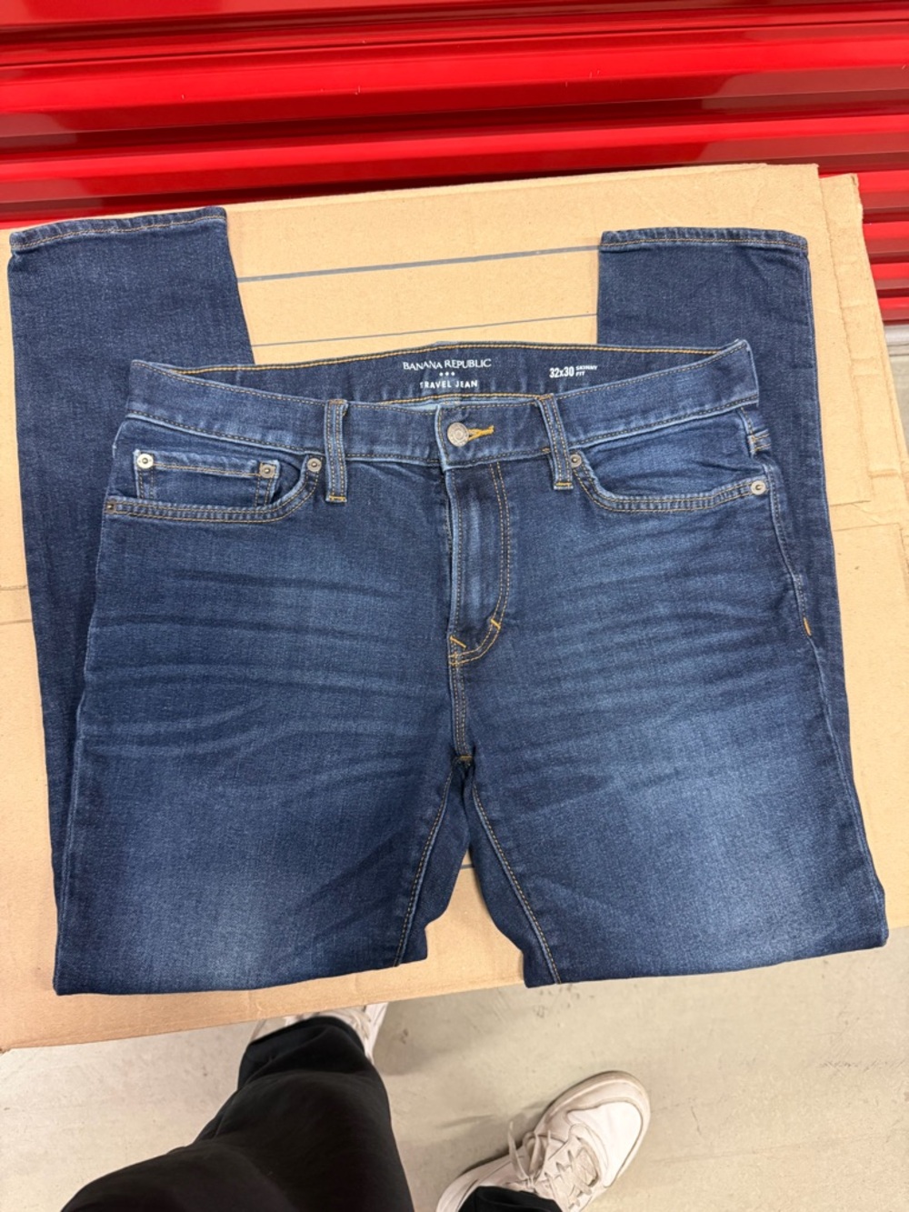 Banana Republic Men’s Straight Leg Dark Blue Jeans